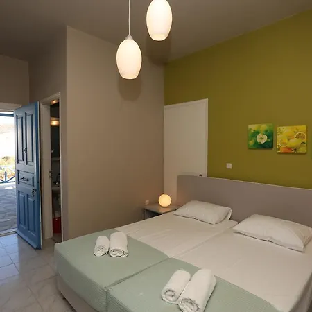 Blue Sky Πανσιόν Γαλησσάς